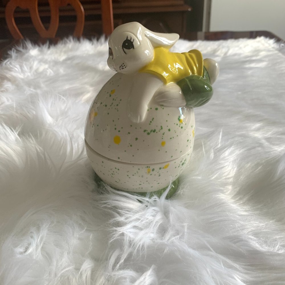 Vintage Ceramic Hand Painted Easter Egg With Bunny Lidded Candy Dish